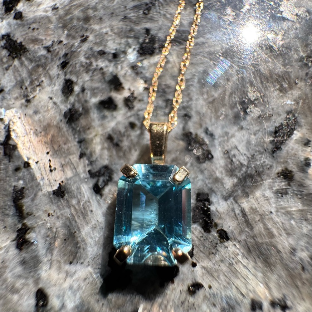 Topaz Pendant Set in 14K Gold w/ 10K Gold Chain